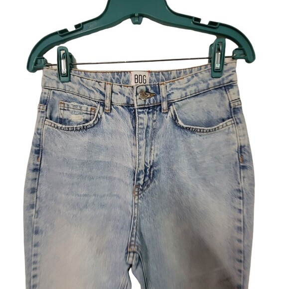 BDG URBAN OUTFITTERS Jeans Cropped Boyfriend Boot Size 27 Distressed Raw Hem - Picture 4 of 5